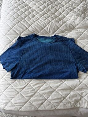 Men's Blue Lululemon Metal Vent Tech